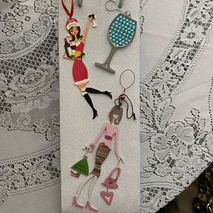 Set of wine ornaments